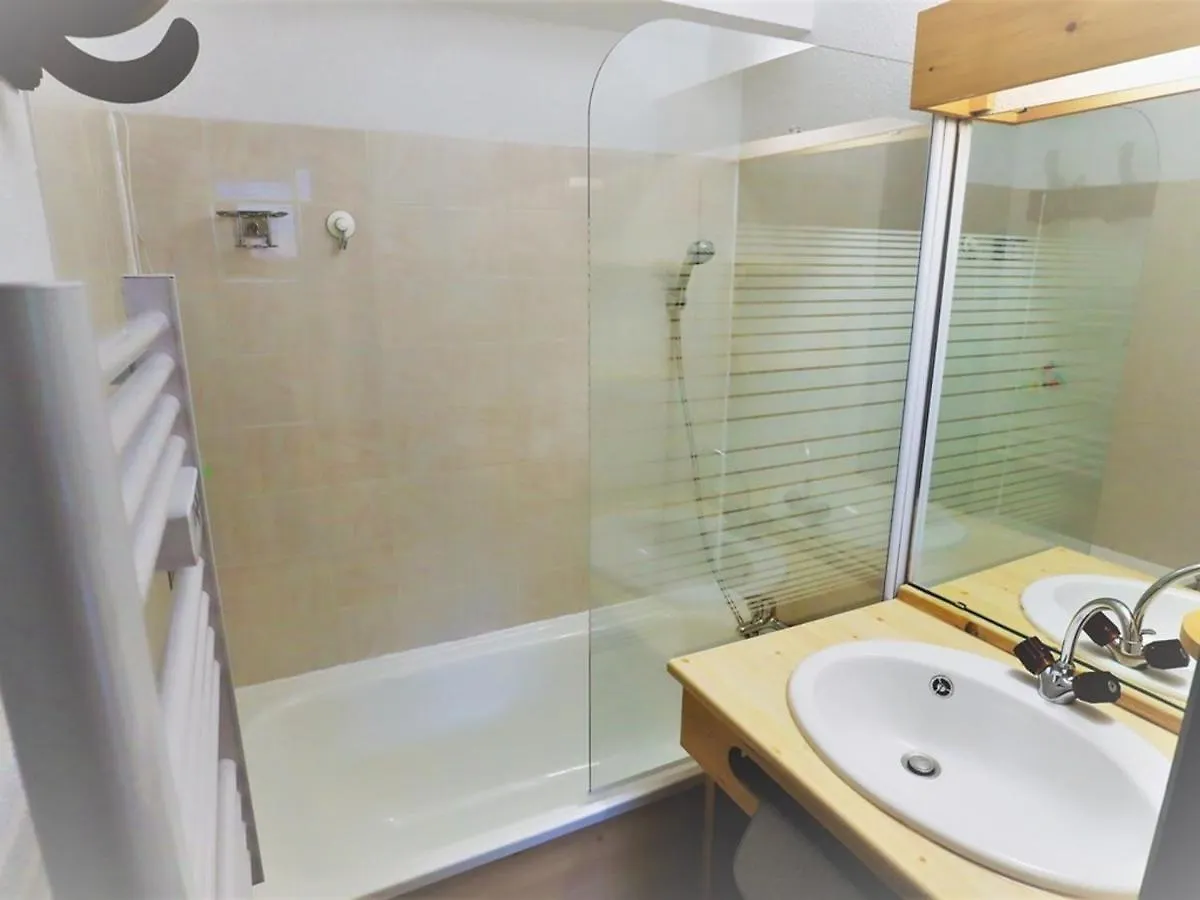 Appartement Cosy 2 Etoiles Avec Balcon Et Piscine - Ideal Pour 4/5 Pers. Proche Station De Ski - Fr-1-342-250 Beaufort